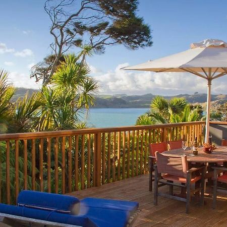 Orca Lodge Raglan Esterno foto